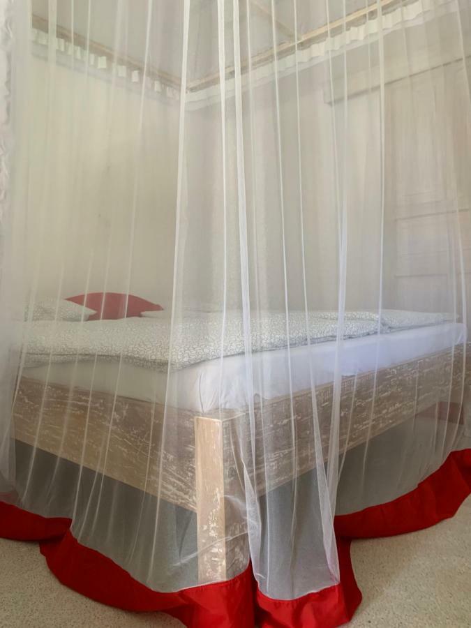 Peekaboo Diani Отель типа 